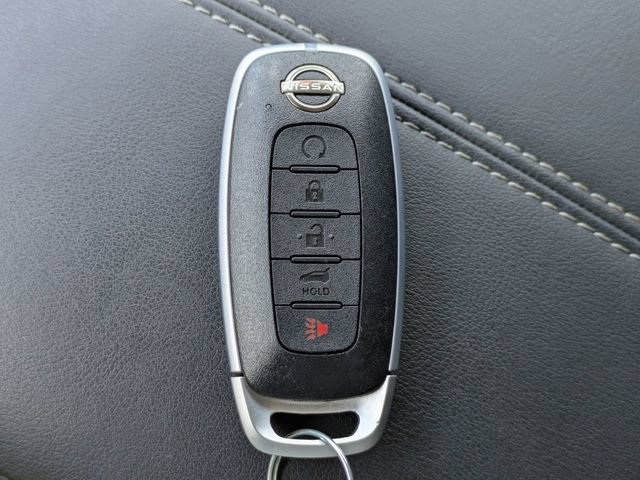 Used 2025 Nissan Pathfinder SV FWD image 36