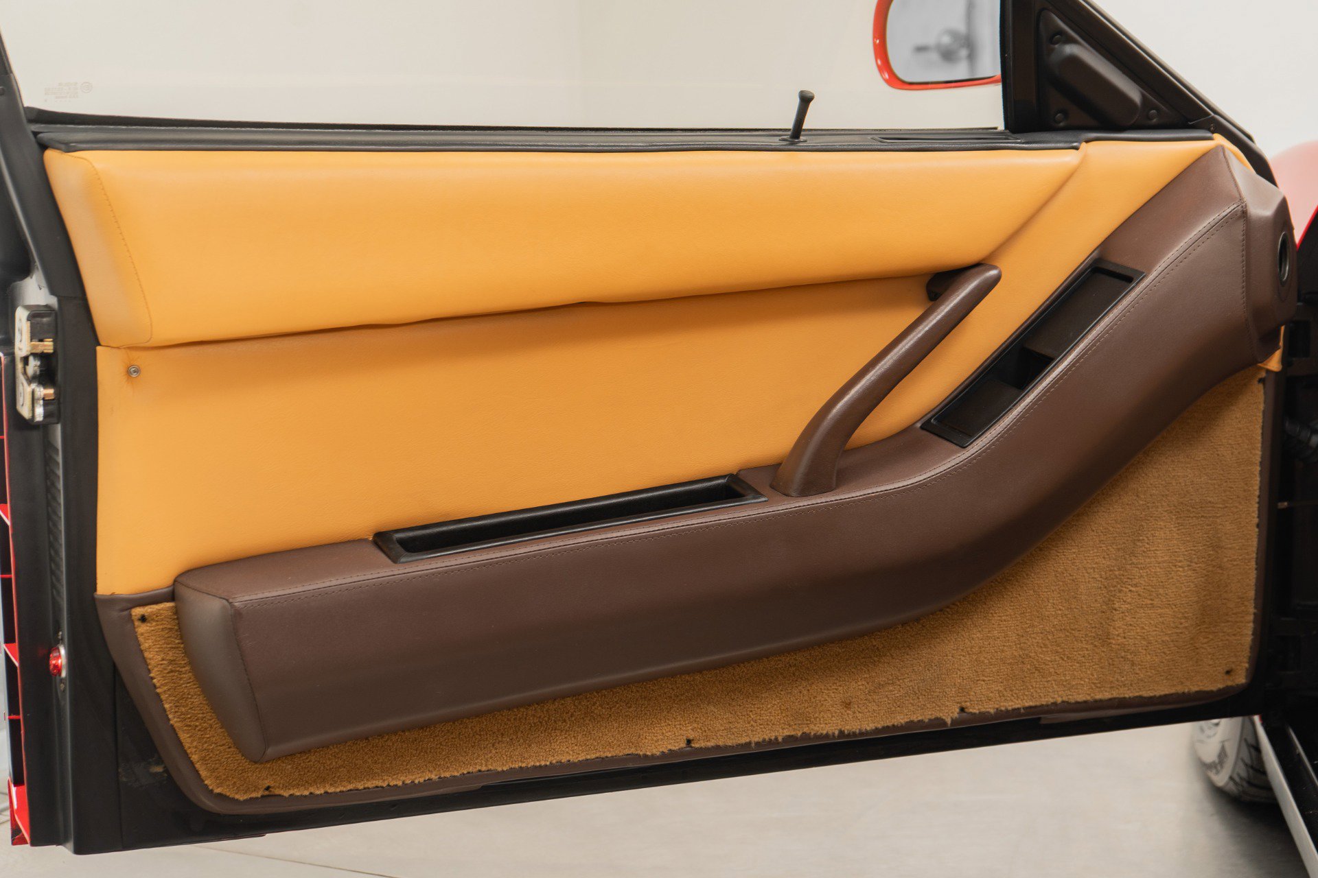 Used 1990 Ferrari Testarossa image 33