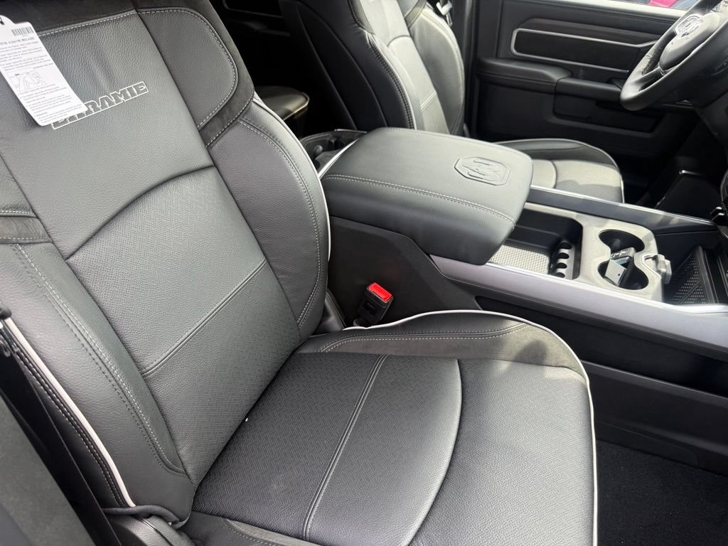 New 2026 RAM 2500 Laramie AWD/4WD image 63
