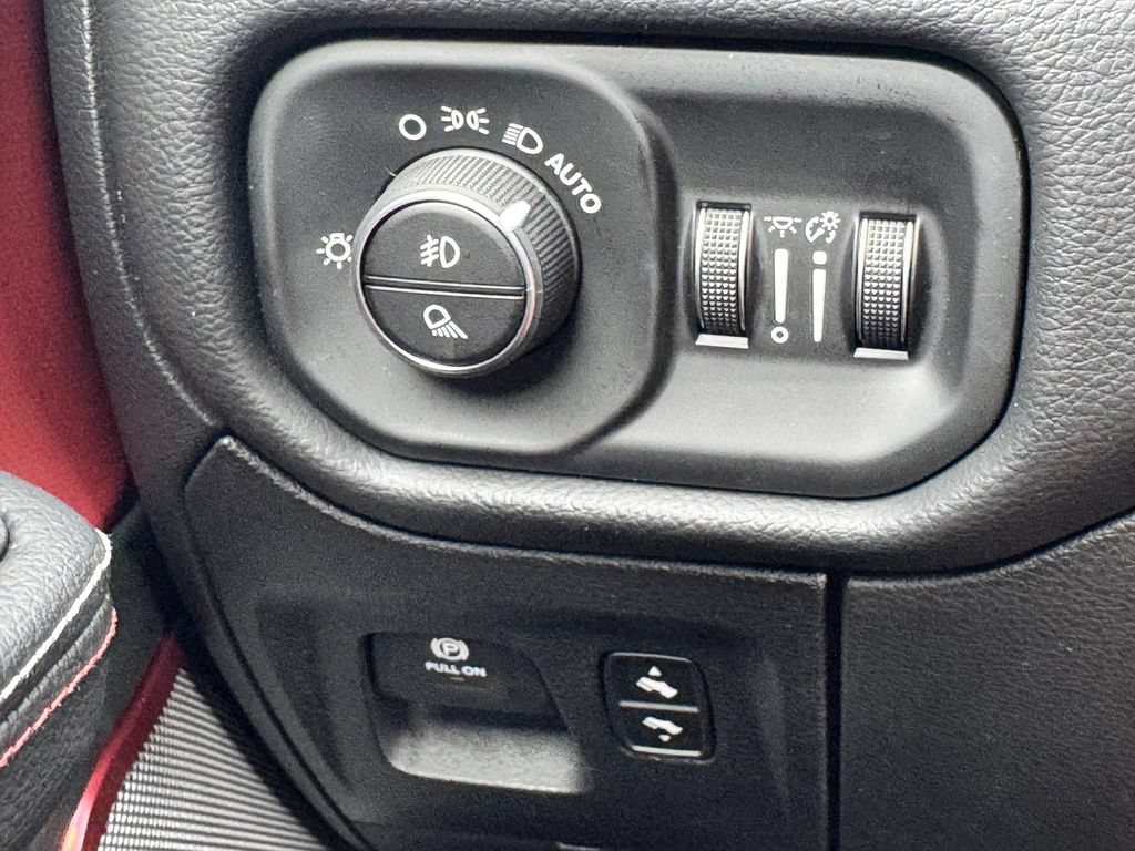 New 2026 RAM 1500 Rebel w/ Rebel Level 2 Equipment Group AWD/4WD image 27