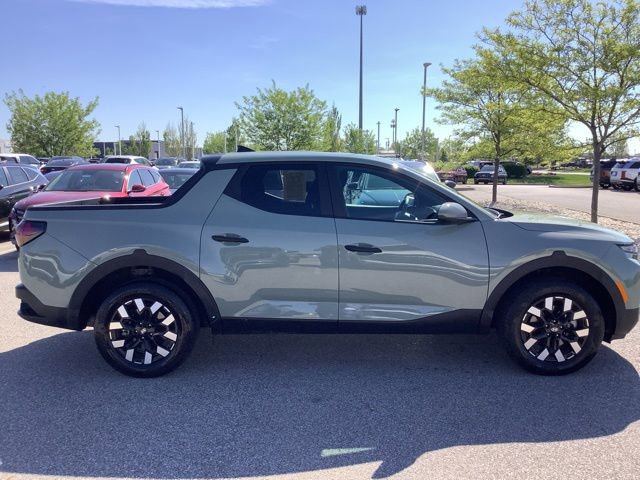 Certified 2026 Hyundai Santa Cruz SE AWD/4WD image 5