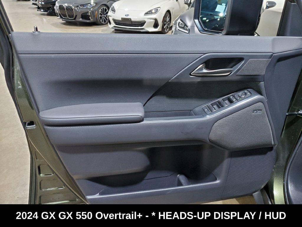 Used 2024 Lexus GX 550 AWD/4WD image 8