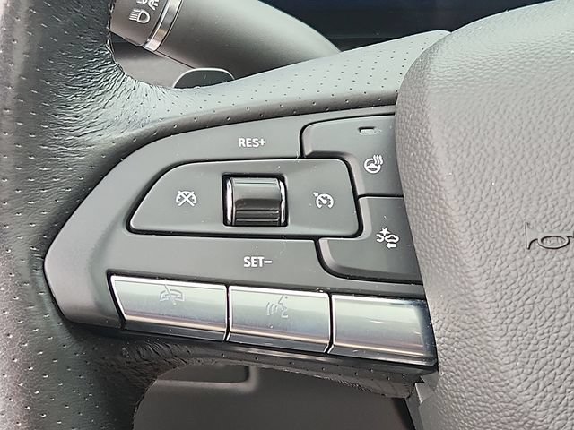 Certified 2024 Cadillac XT4 Sport w/ Technology Package FWD image 21