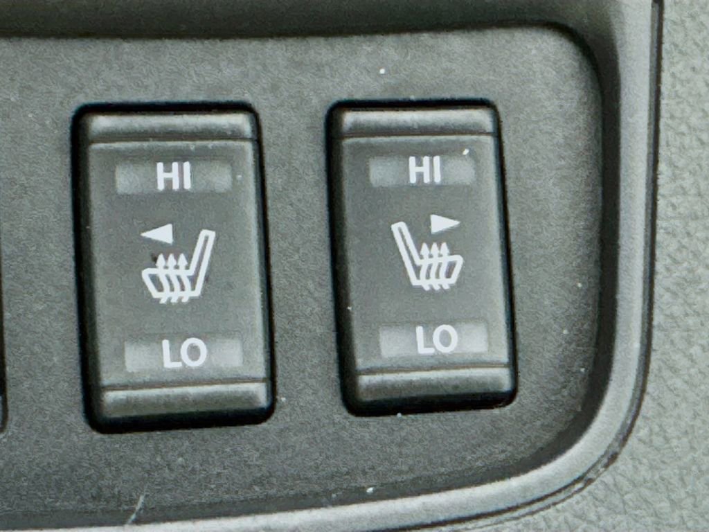 Used 2017 Nissan Sentra SR Turbo w/ SR Turbo Premium Package image 24