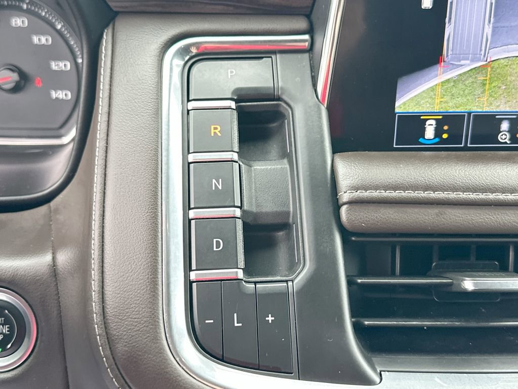 Used 2021 Chevrolet Tahoe Z71 w/ Z71 Signature Package image 17