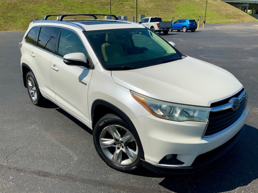 Used 2016 Toyota Highlander Limited Platinum AWD/4WD image 2