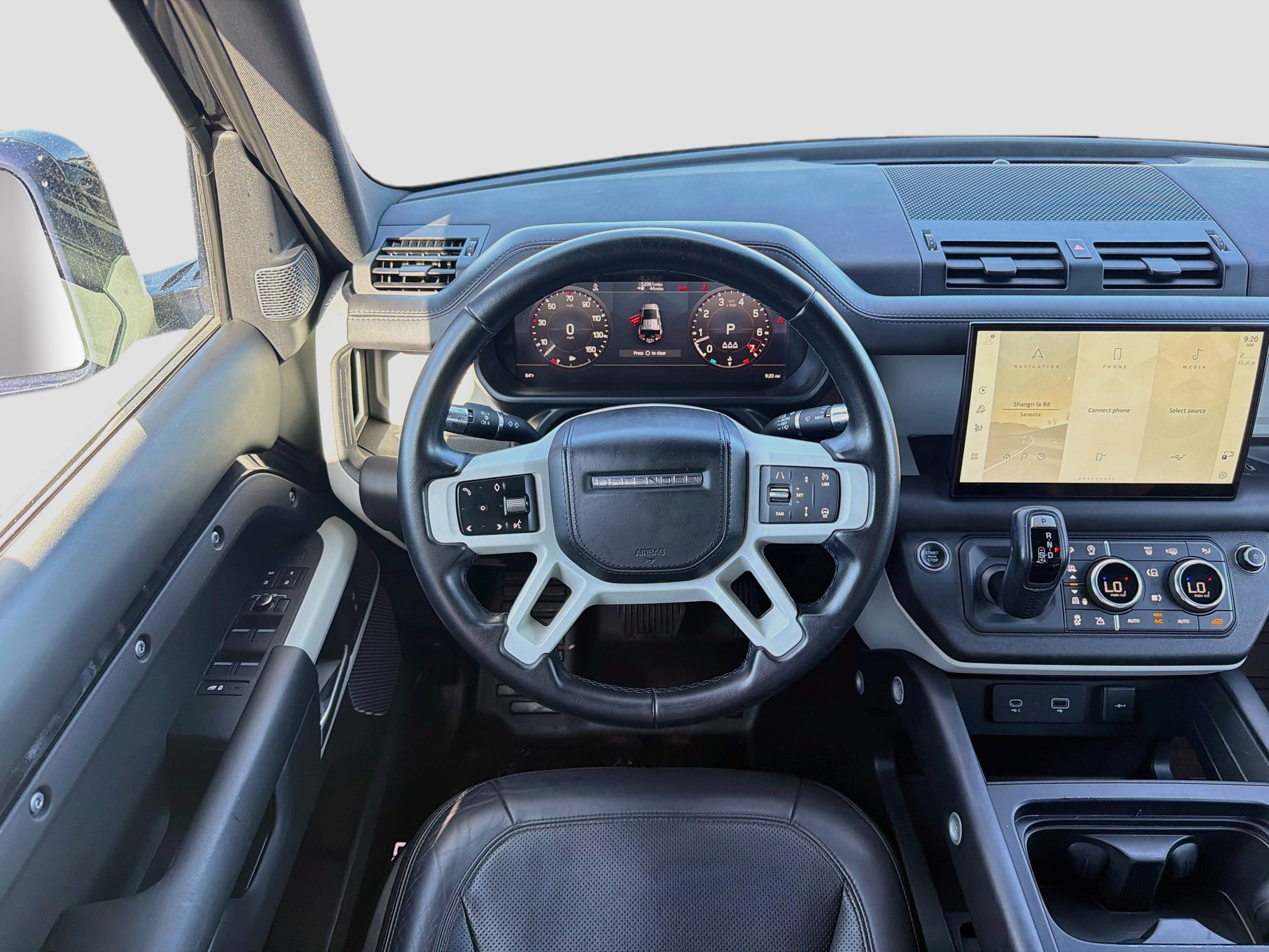Used 2022 Land Rover Defender 110 XS Edition AWD/4WD image 17