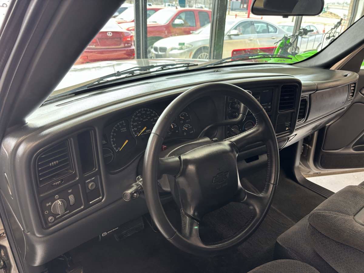 Used 1999 Chevrolet Silverado 1500 LS image 10