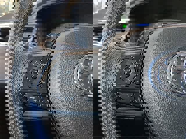 Used 2023 Toyota Corolla LE image 24