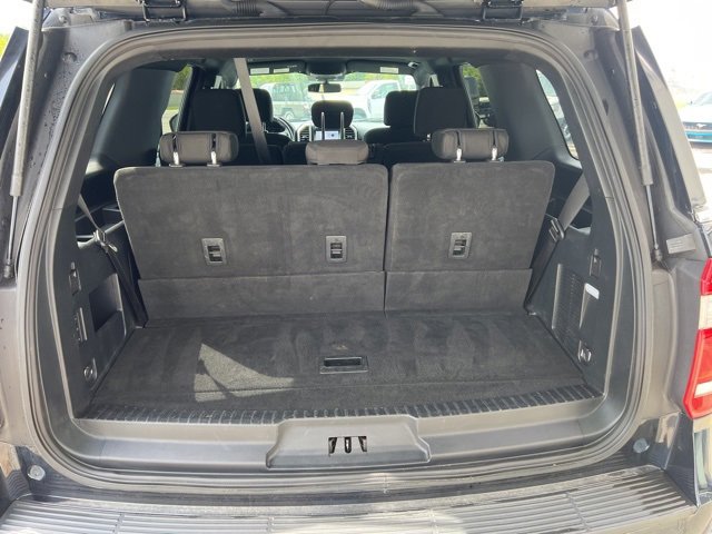 Used 2021 Ford Expedition XLT image 12