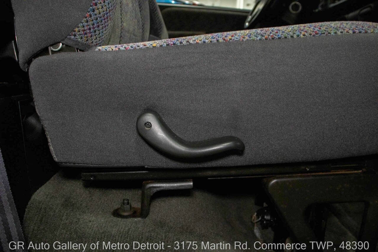 Used 1998 Dodge Ram 1500 Truck 2WD Regular Cab image 40