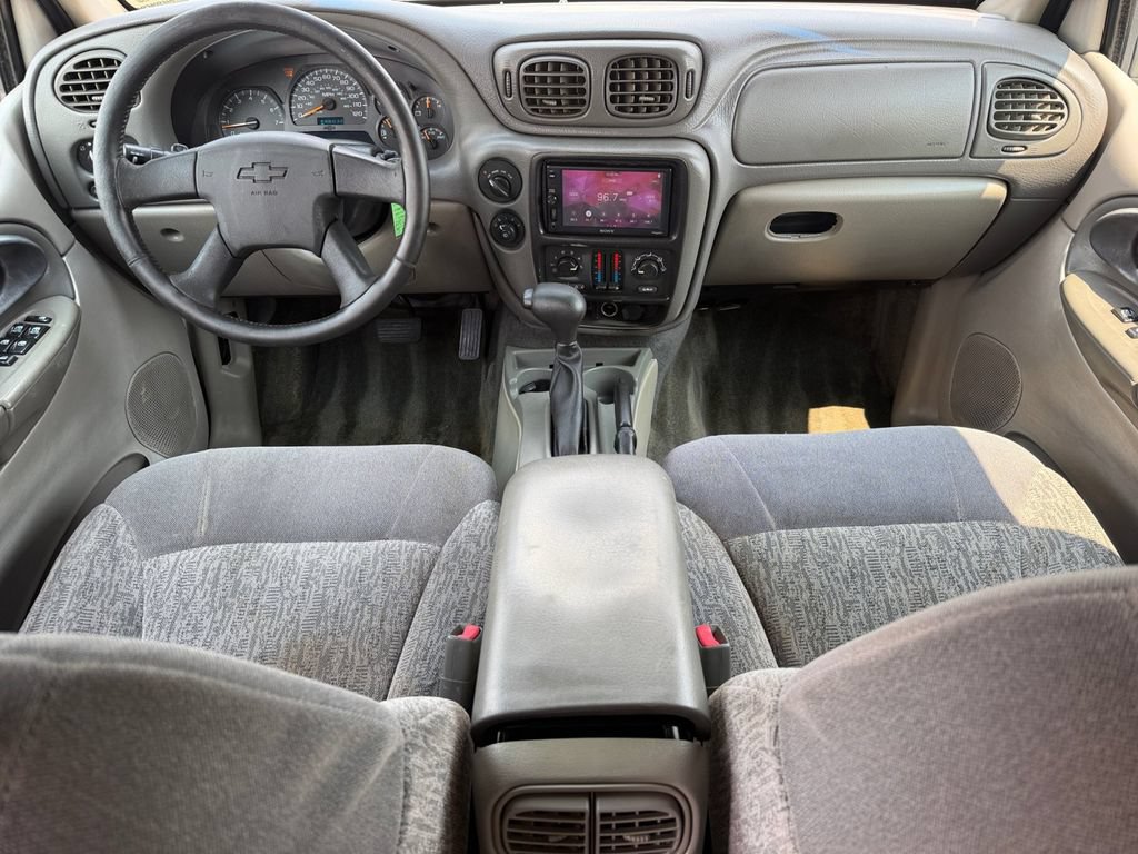 Used 2003 Chevrolet TrailBlazer LS w/ Preferred Equipment Group AWD/4WD image 17