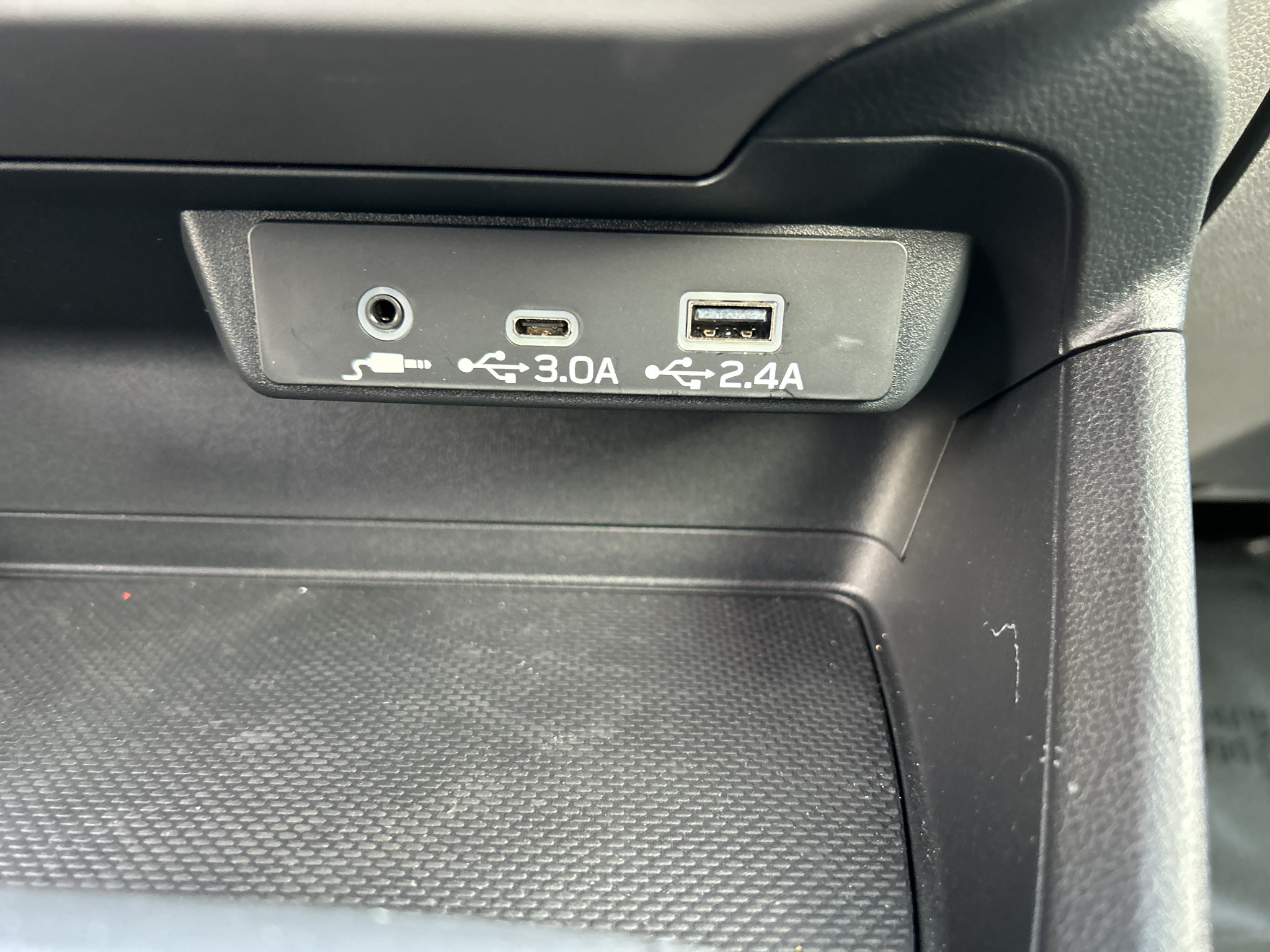 Certified 2025 Subaru Crosstrek 2.5i Premium AWD/4WD image 18