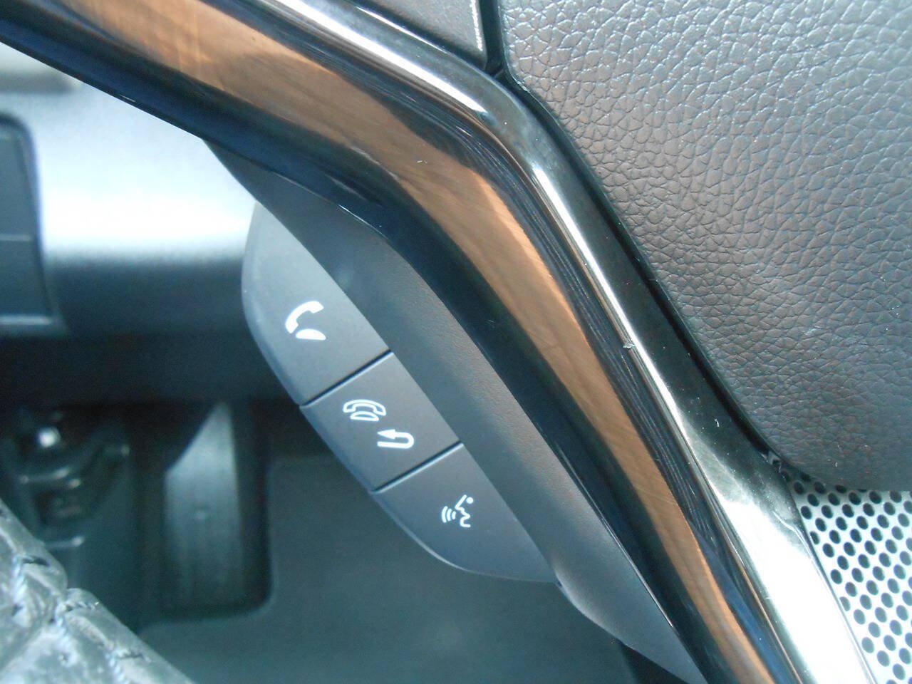 Used 2020 Honda HR-V EX-L image 17
