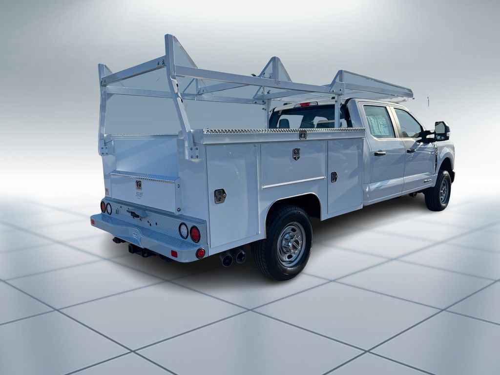 New 2026 Ford F350 XL w/ XL Chrome Package AWD/4WD image 4
