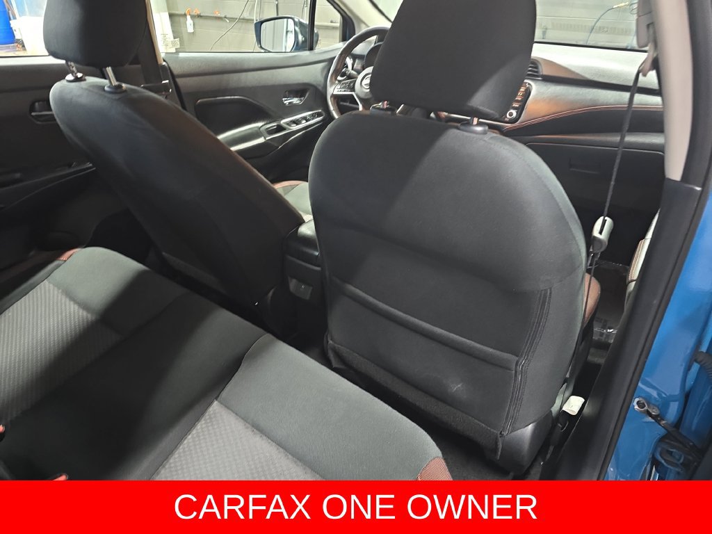 Used 2025 Nissan Versa SR FWD image 12