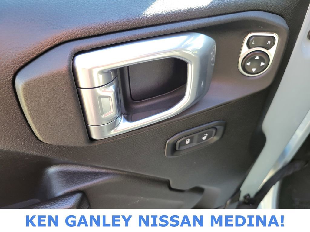 Used 2024 Jeep Wrangler Unlimited Rubicon image 35