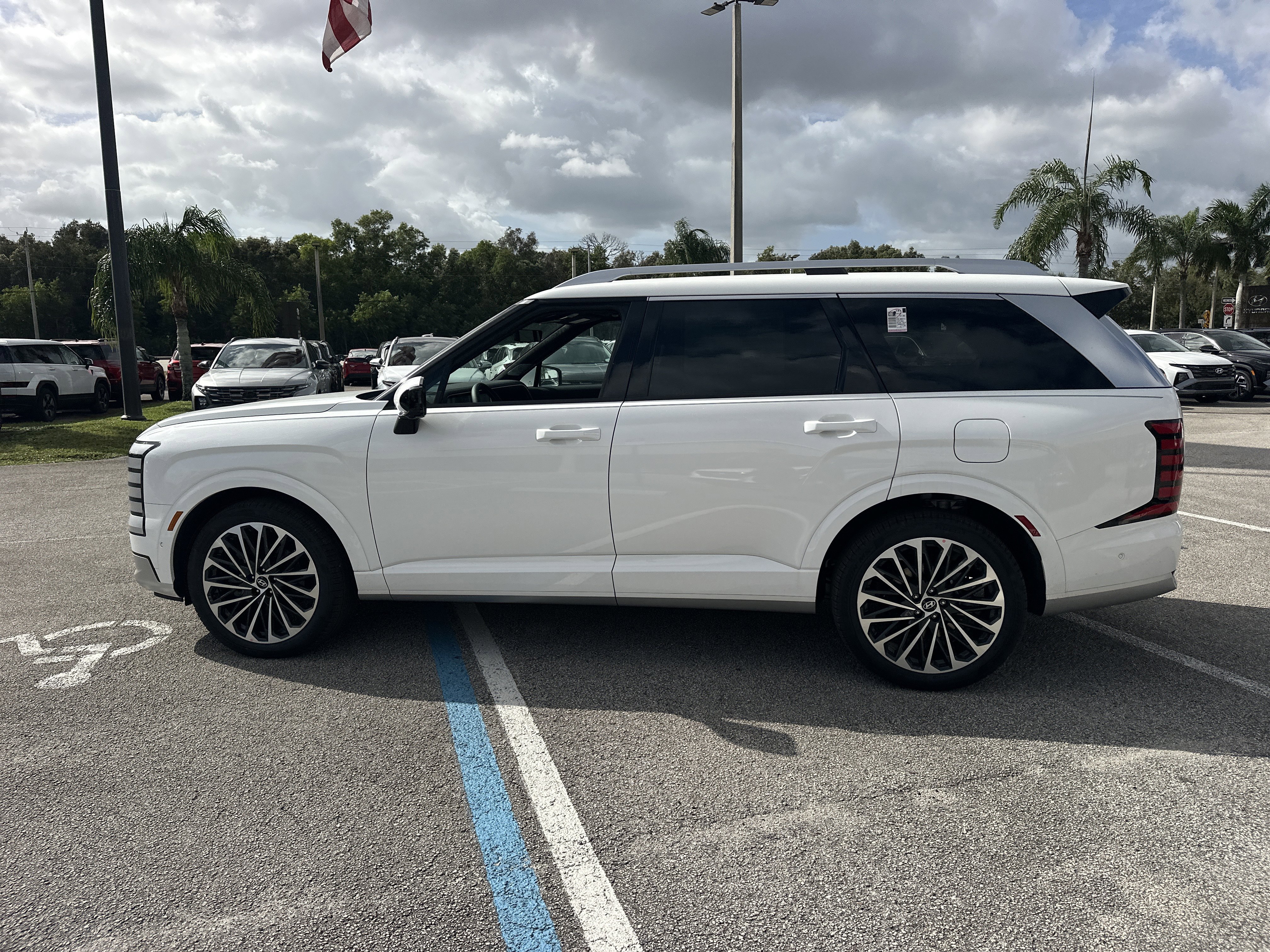 New 2026 Hyundai Palisade Calligraphy image 9