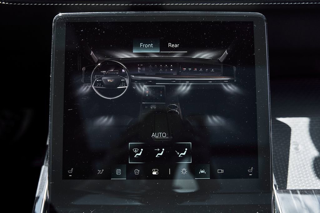 Used 2025 Cadillac Escalade ESV Sport AWD/4WD image 74