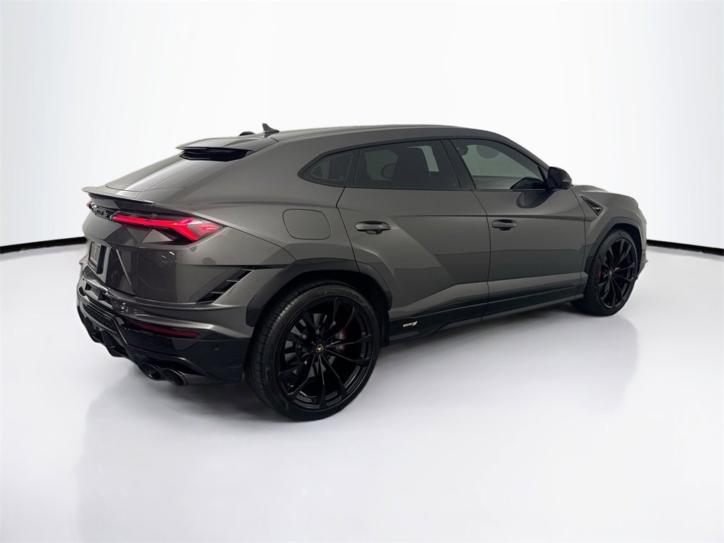 Used 2024 Lamborghini Urus S image 5
