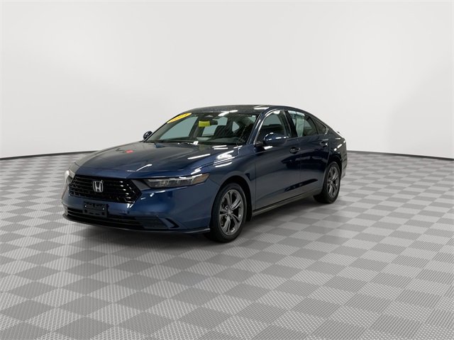 Used 2024 Honda Accord EX image 4