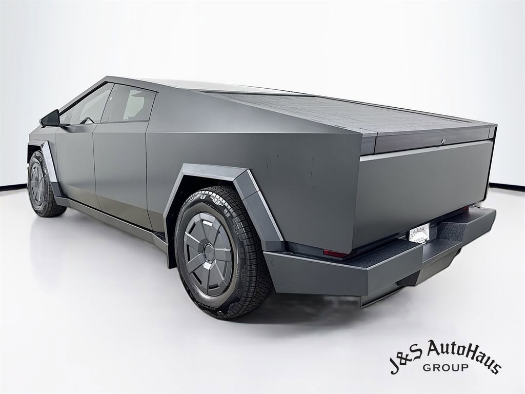 Used 2025 Tesla Cybertruck AWD Crew Cab image 5