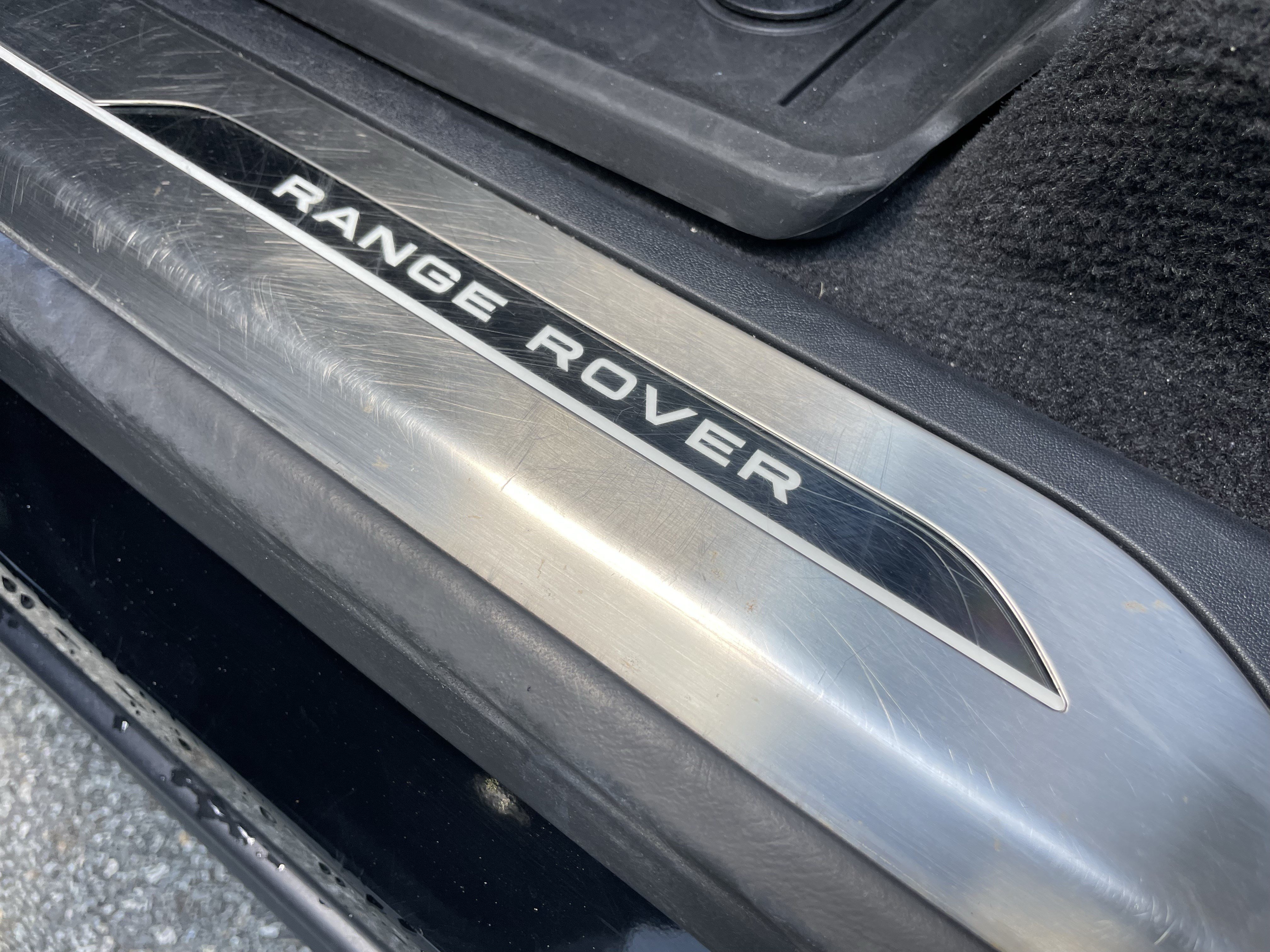 Certified 2025 Land Rover Range Rover Sport AWD/4WD image 39