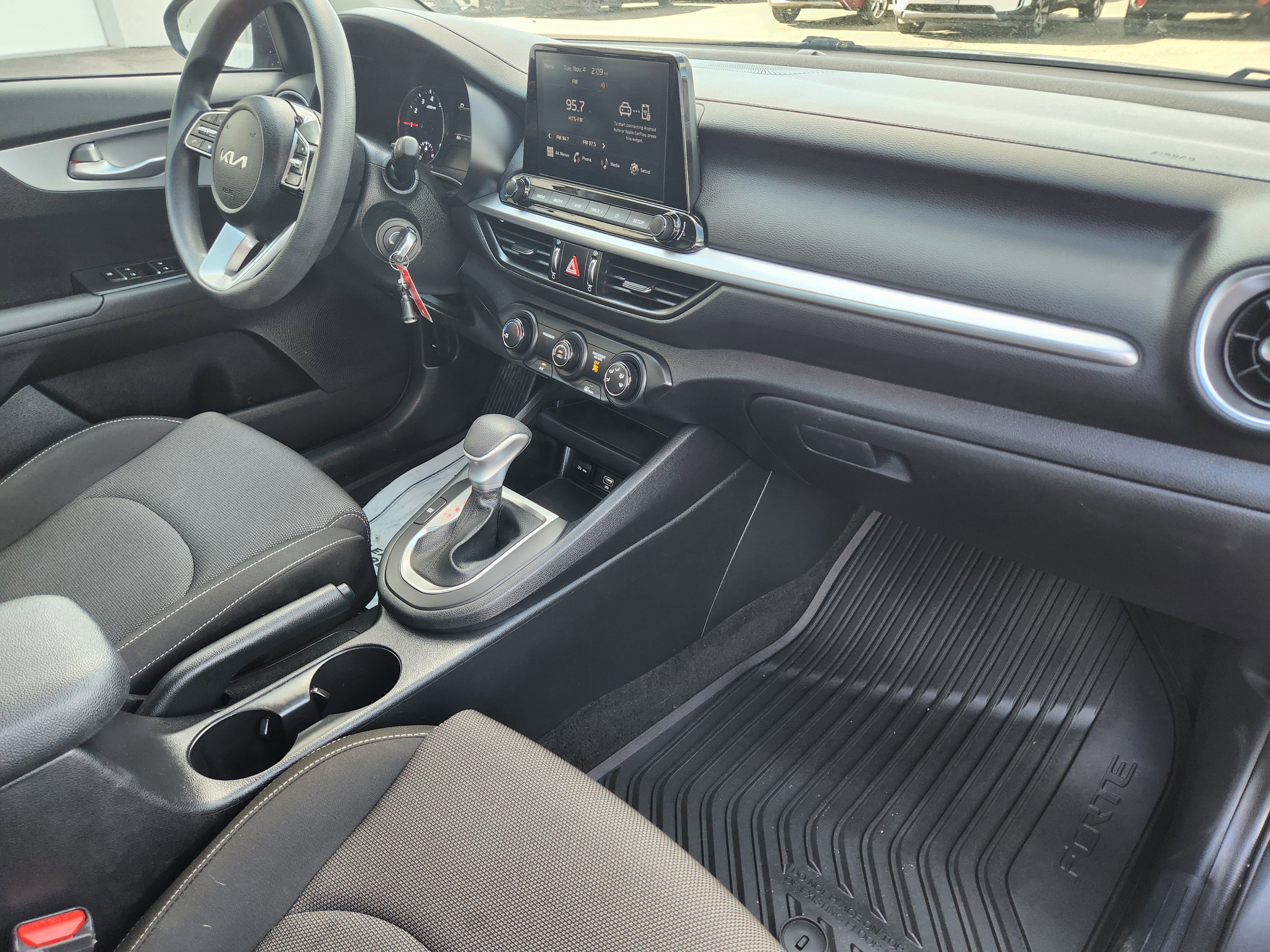 Used 2024 Kia Forte LXS w/ LXS Technology Package image 14