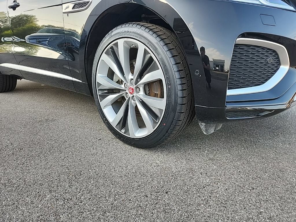 Used 2021 Jaguar F-PACE R-Dynamic S AWD/4WD image 3