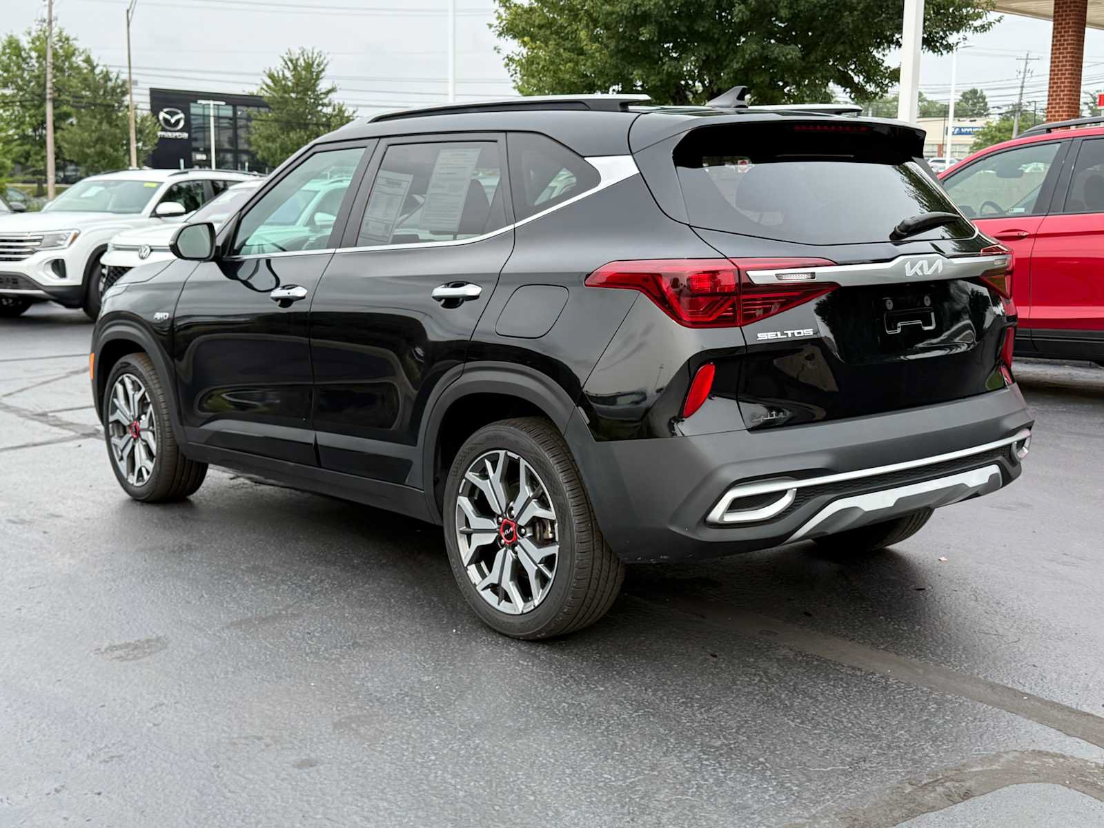 Used 2023 Kia Seltos SX w/ SX Sunroof Package AWD/4WD image 6