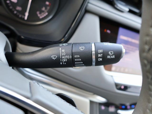 Certified 2021 Cadillac XT5 Premium Luxury image 42