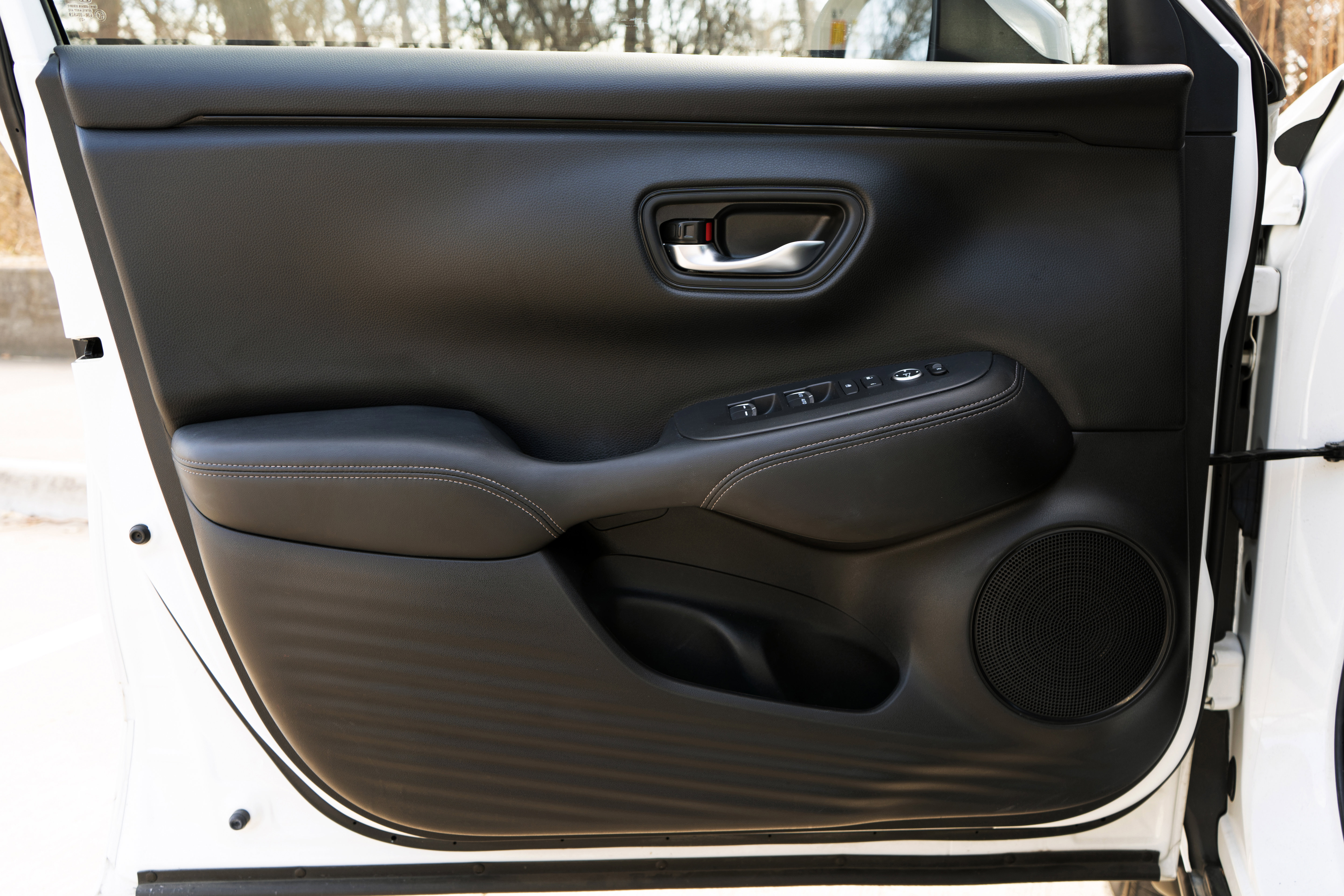 Certified 2024 Honda HR-V EX-L image 39