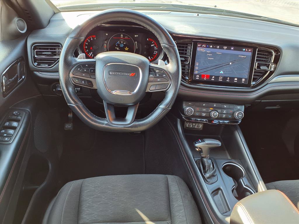 Used 2025 Dodge Durango GT w/ Blacktop Package AWD/4WD image 3