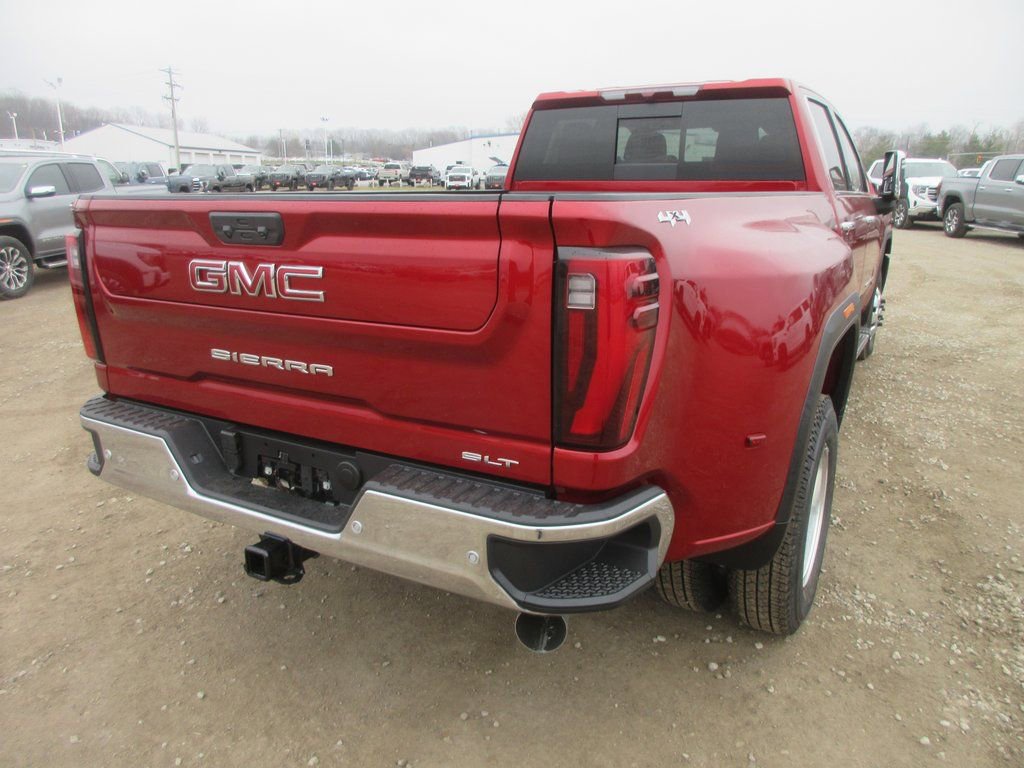New 2026 GMC Sierra 3500 SLT w/ SLT Premium Package image 5