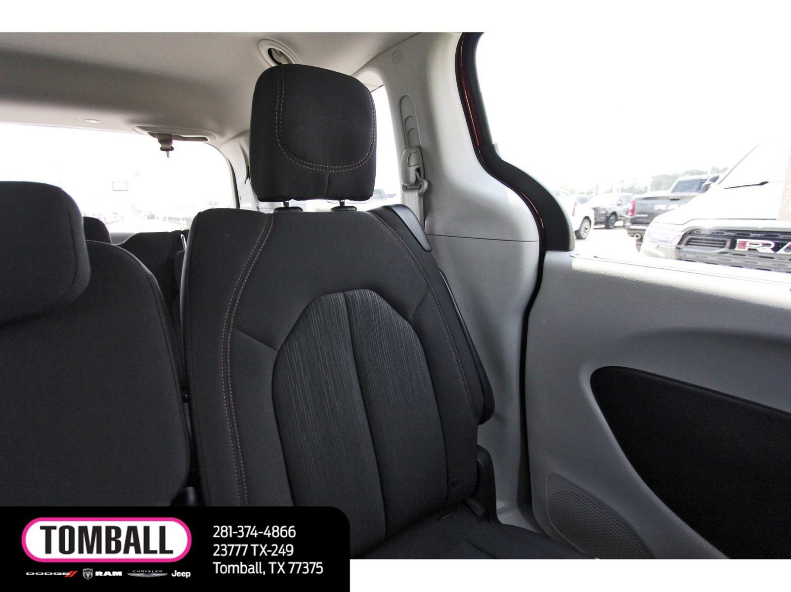 Used 2018 Chrysler Pacifica Touring Plus image 12