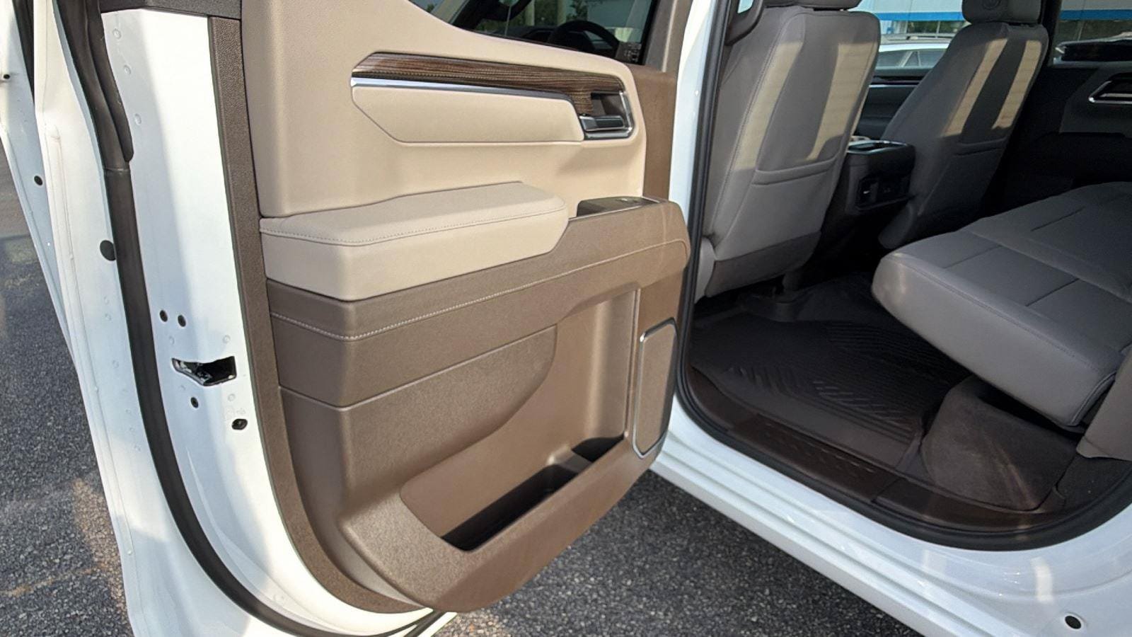 New 2026 Chevrolet Silverado 1500 LT Trail Boss w/ LT Trail Boss Premium Package AWD/4WD image 18