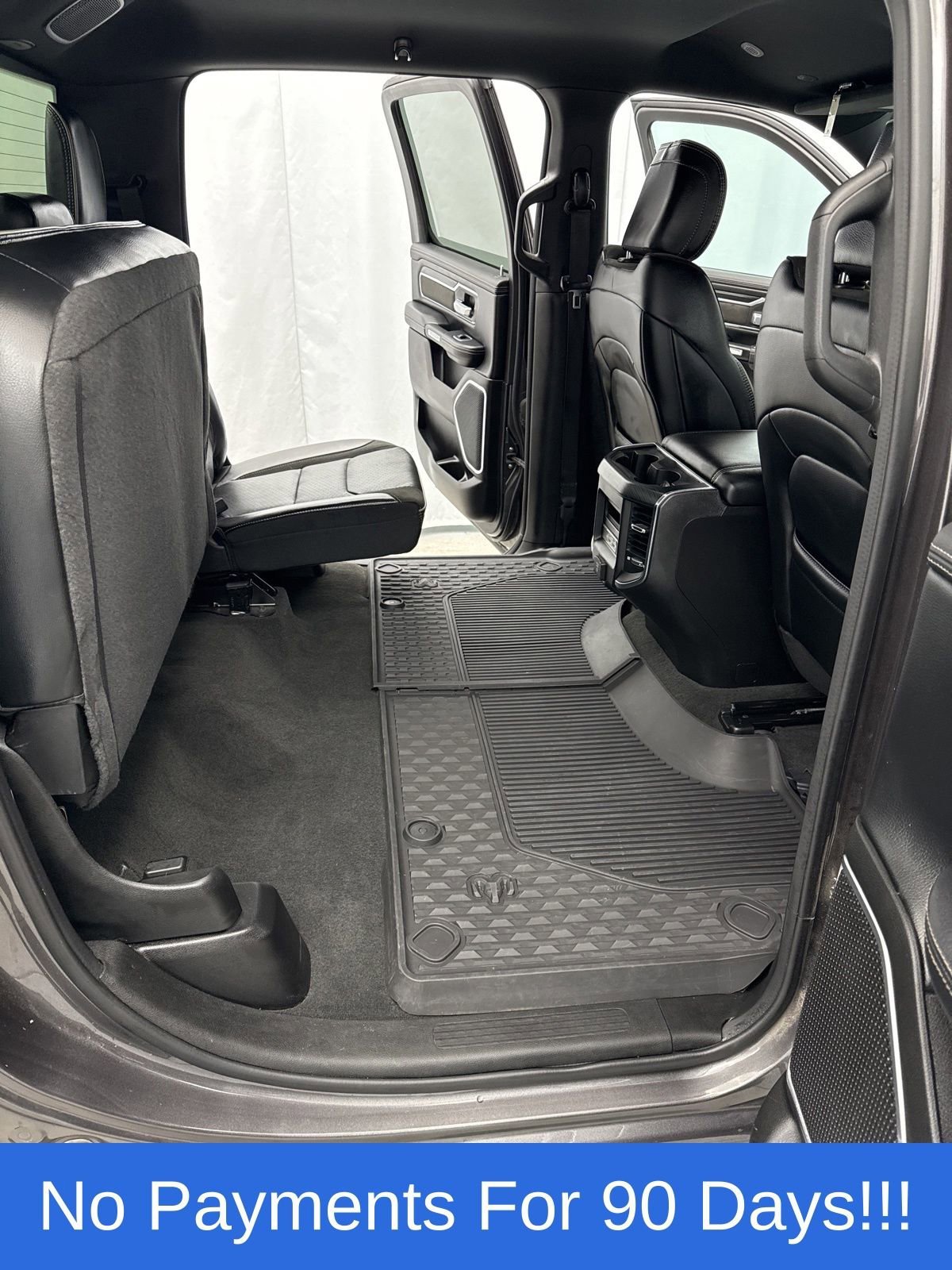 Used 2023 RAM 1500 Laramie AWD/4WD image 43