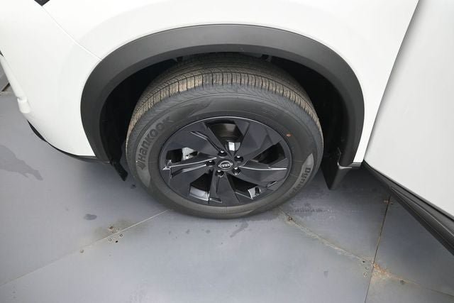 New 2026 Nissan Rogue SV w/ Cold Weather Package AWD/4WD image 35