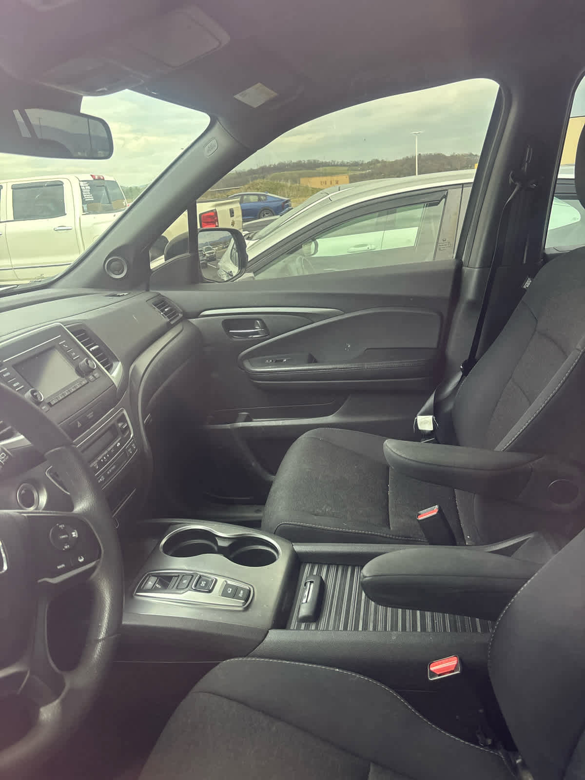 Used 2019 Honda Passport Sport image 3