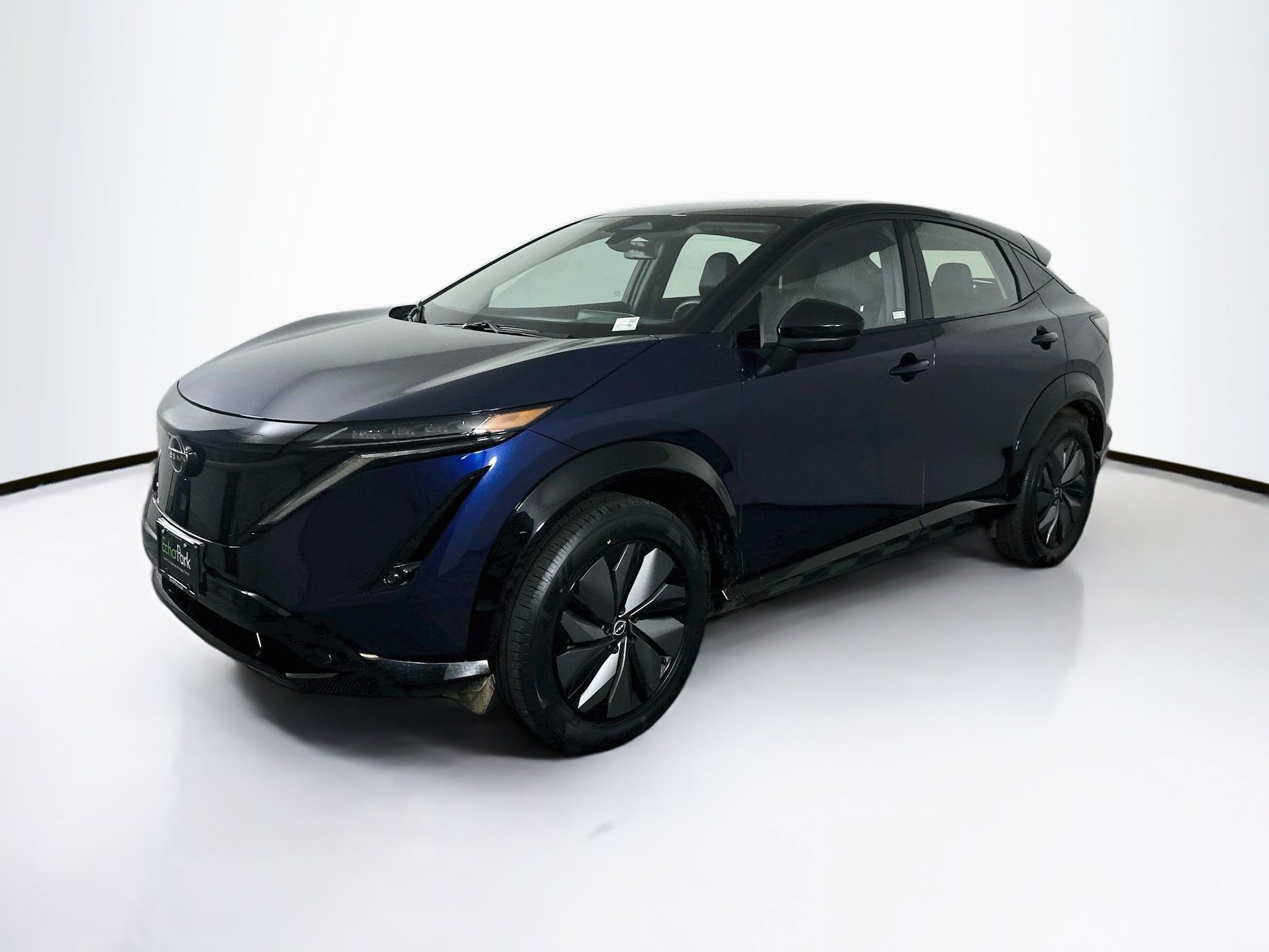 Used 2024 Nissan Ariya AWD image 3