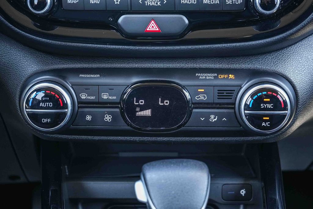 Used 2023 Kia Soul S FWD image 16