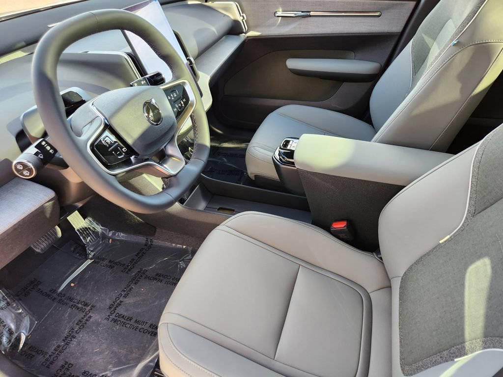 New 2026 Volvo EX30 Cross Country Ultra image 6