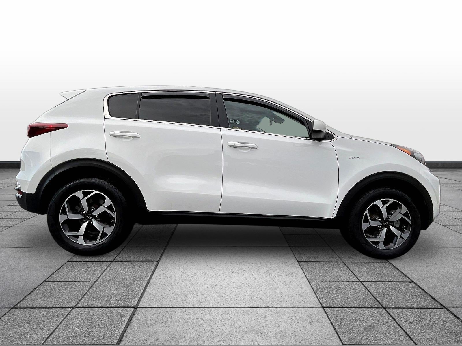 Used 2020 Kia Sportage LX AWD/4WD image 4