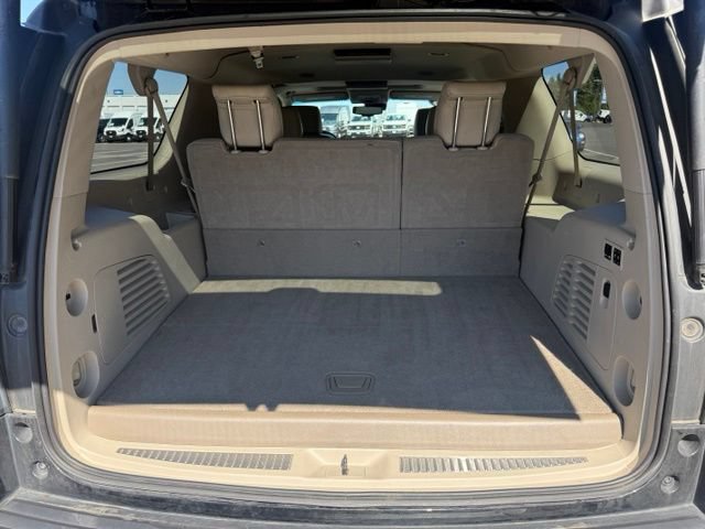 Used 2016 GMC Yukon XL Denali w/ Open Road Package AWD/4WD image 17