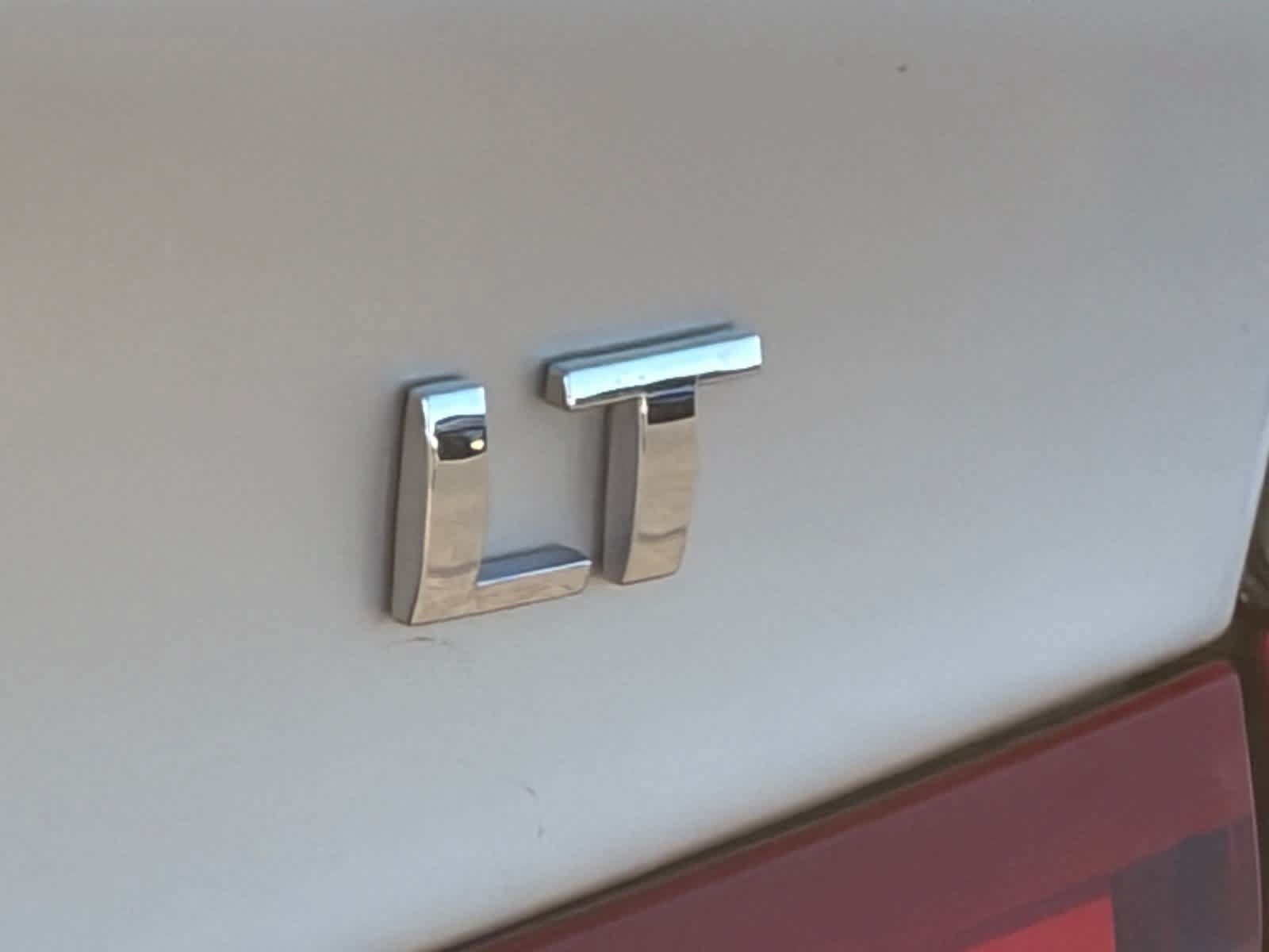 Used 2018 Chevrolet Malibu LT FWD image 20