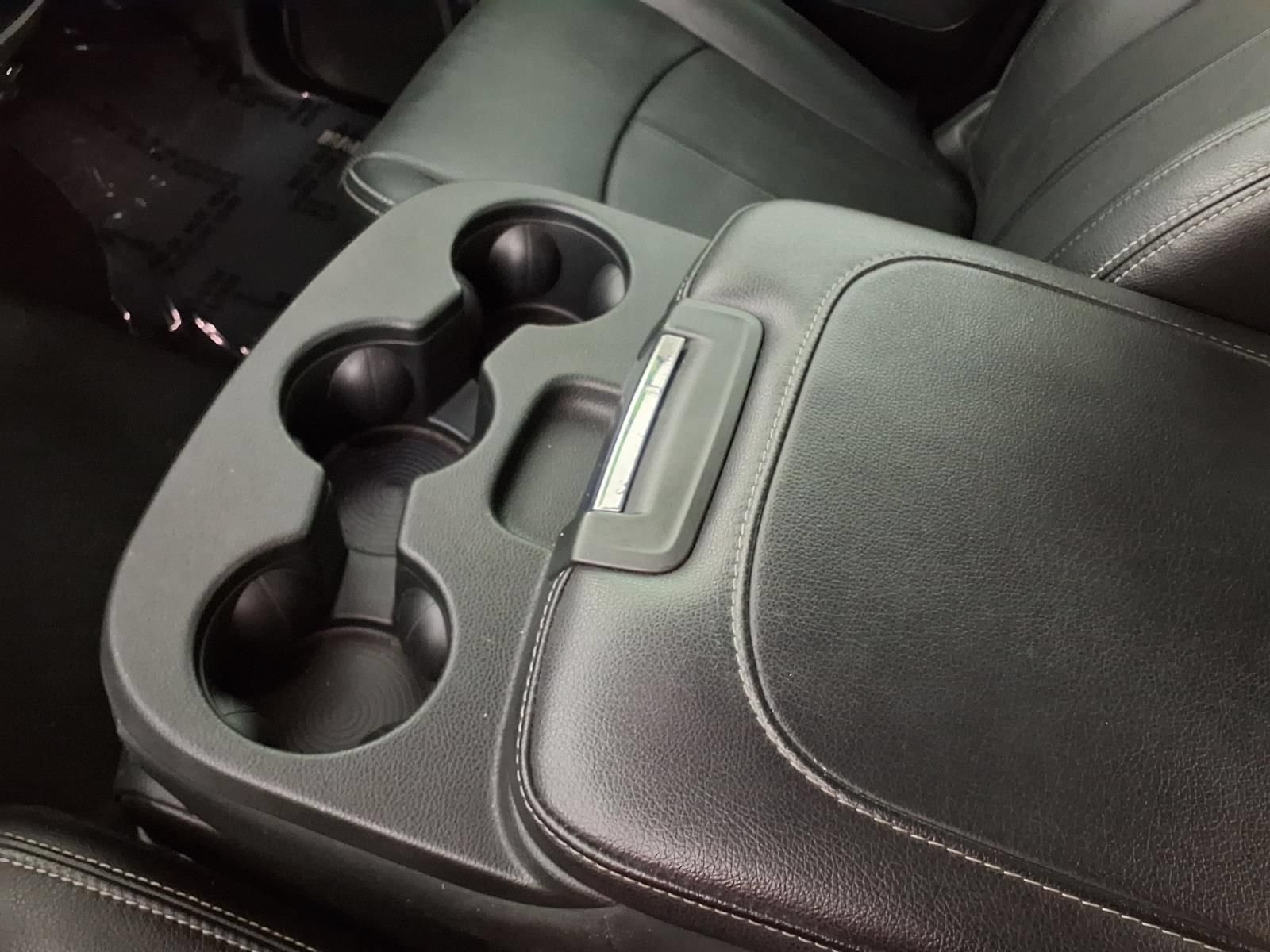 Used 2018 RAM 1500 Laramie RWD image 19
