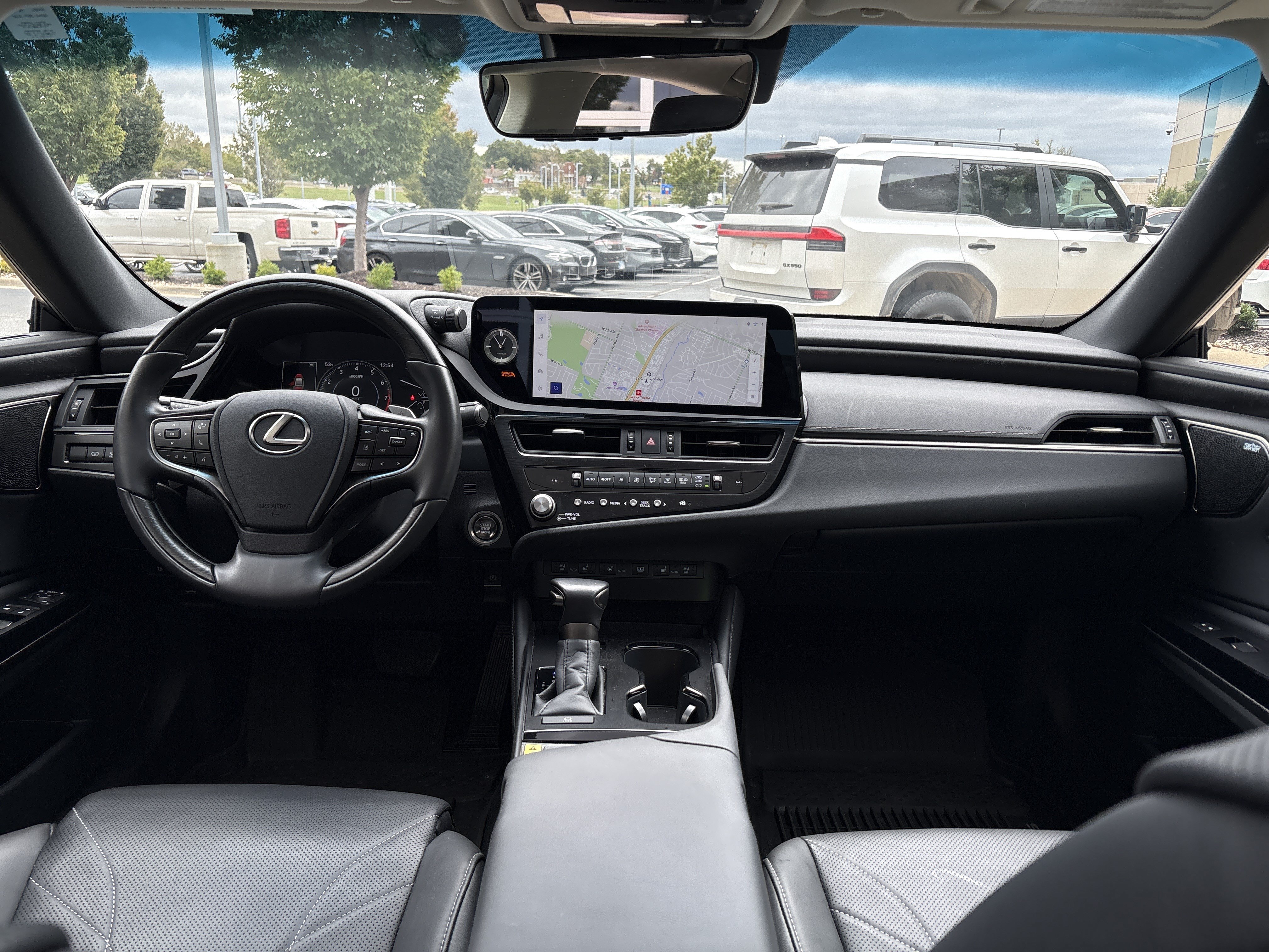 Certified 2025 Lexus ES 350 Ultra Luxury w/ Accessory Package (Z2) FWD image 29