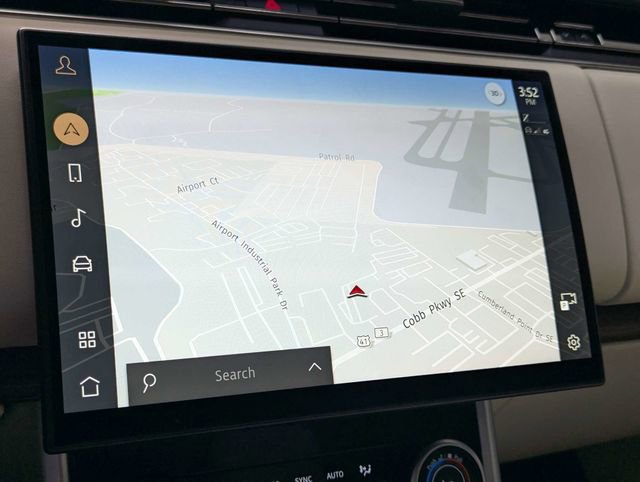 Used 2023 Land Rover Range Rover SE image 15