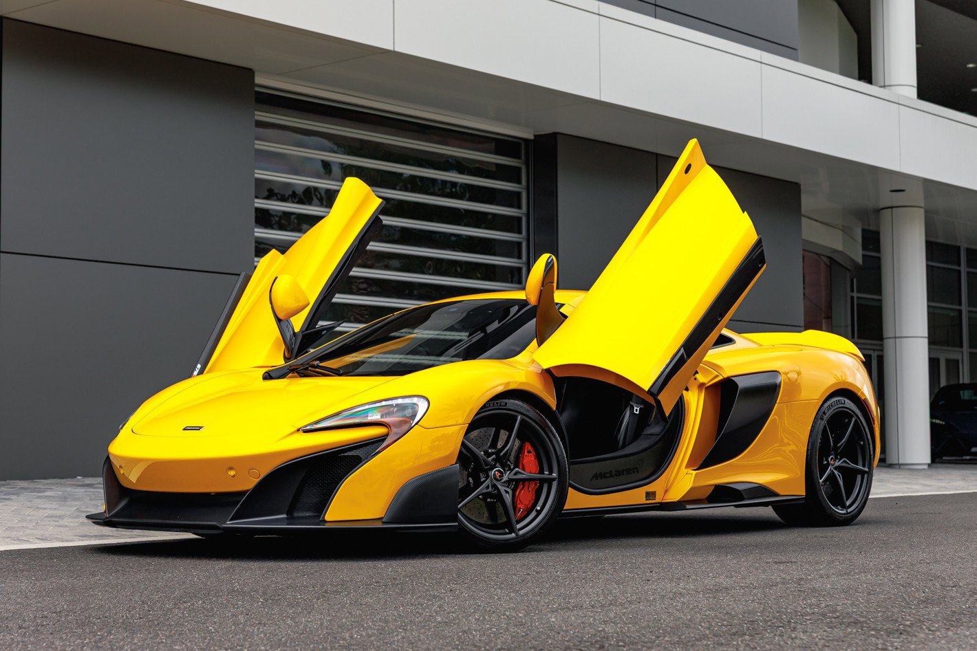 Used 2016 McLaren 675LT Coupe image 5