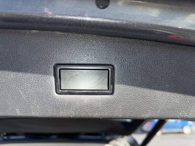 Used 2020 Volkswagen Tiguan SEL image 9